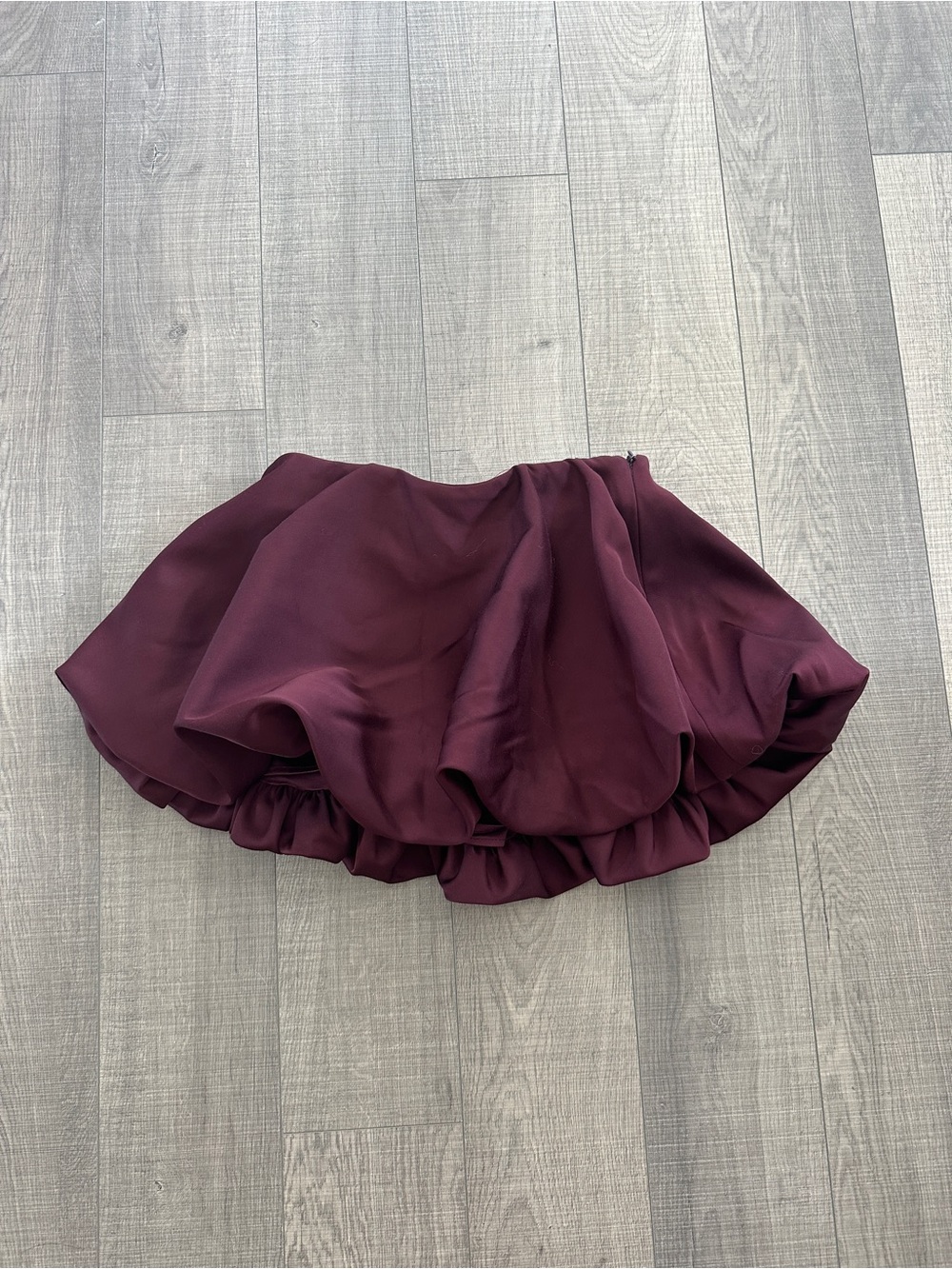 Zara Burgundy mini bubble skort